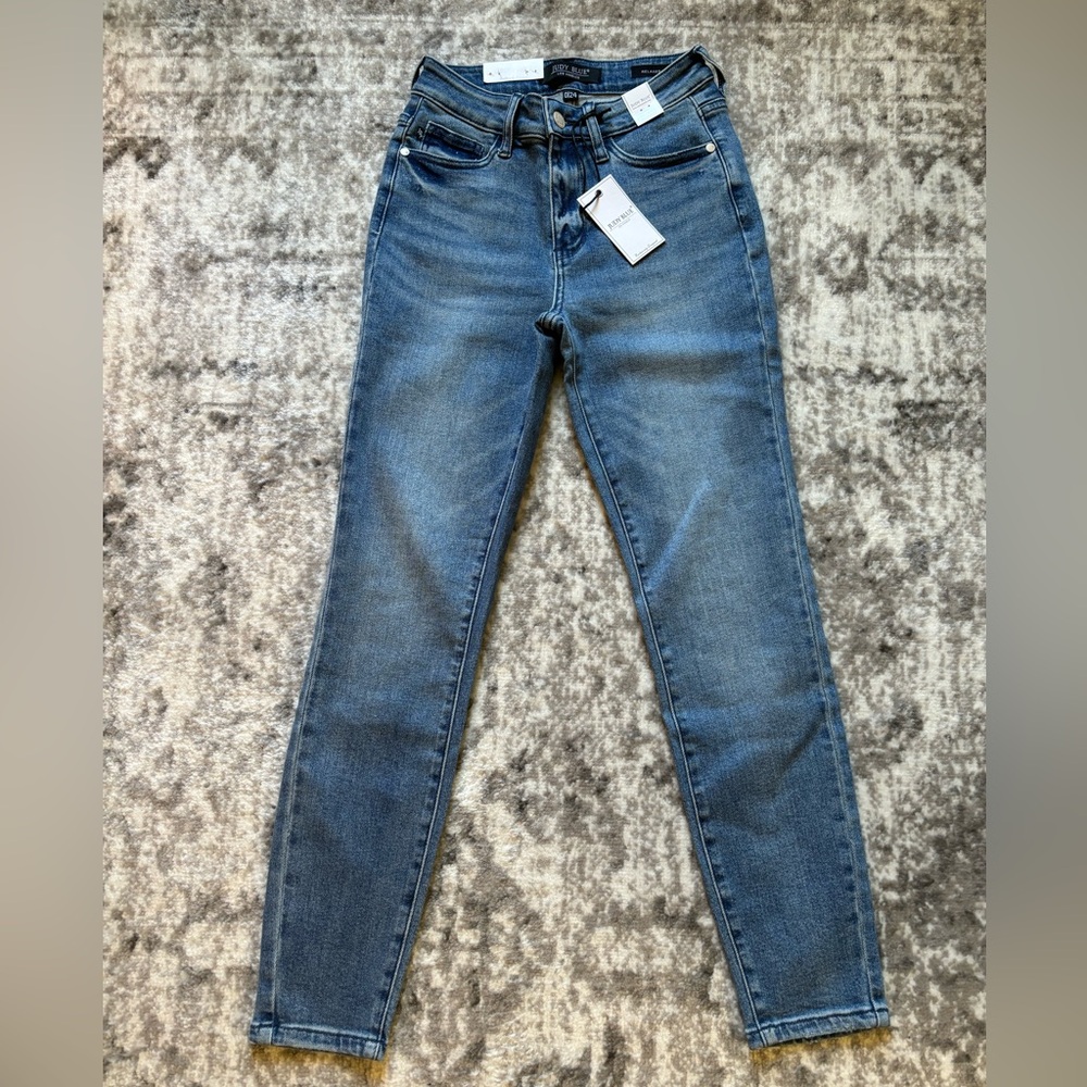 Judy Blue jeans BNWT size 0